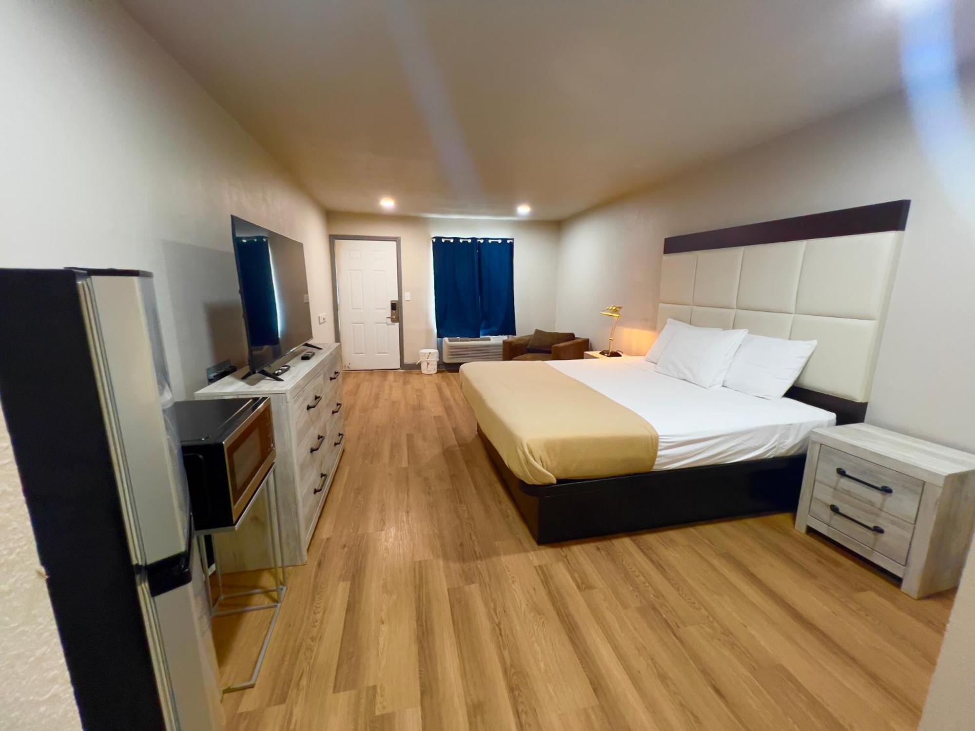 Economy Inn And Suites Tulsa Dış mekan fotoğraf