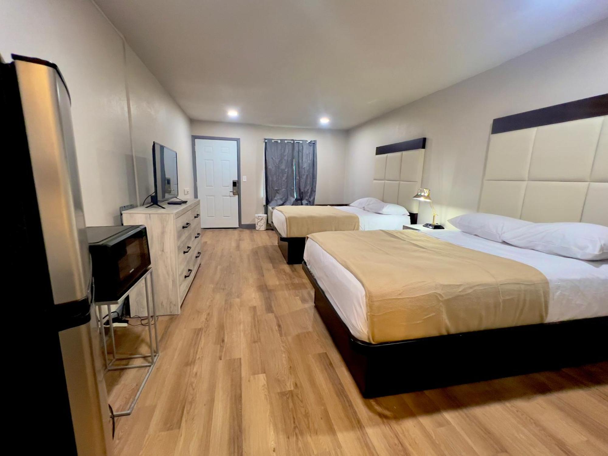 Economy Inn And Suites Tulsa Dış mekan fotoğraf